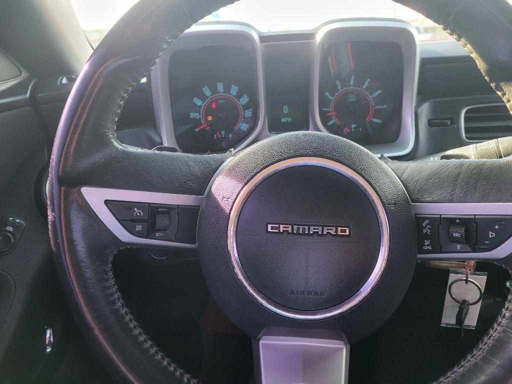 Chevrolet Camaro 2dr Conv 1LT 2011