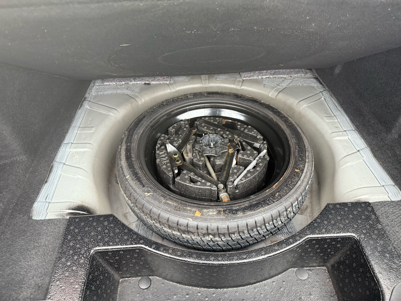 2018 Chevrolet Impala 1LT photo 3