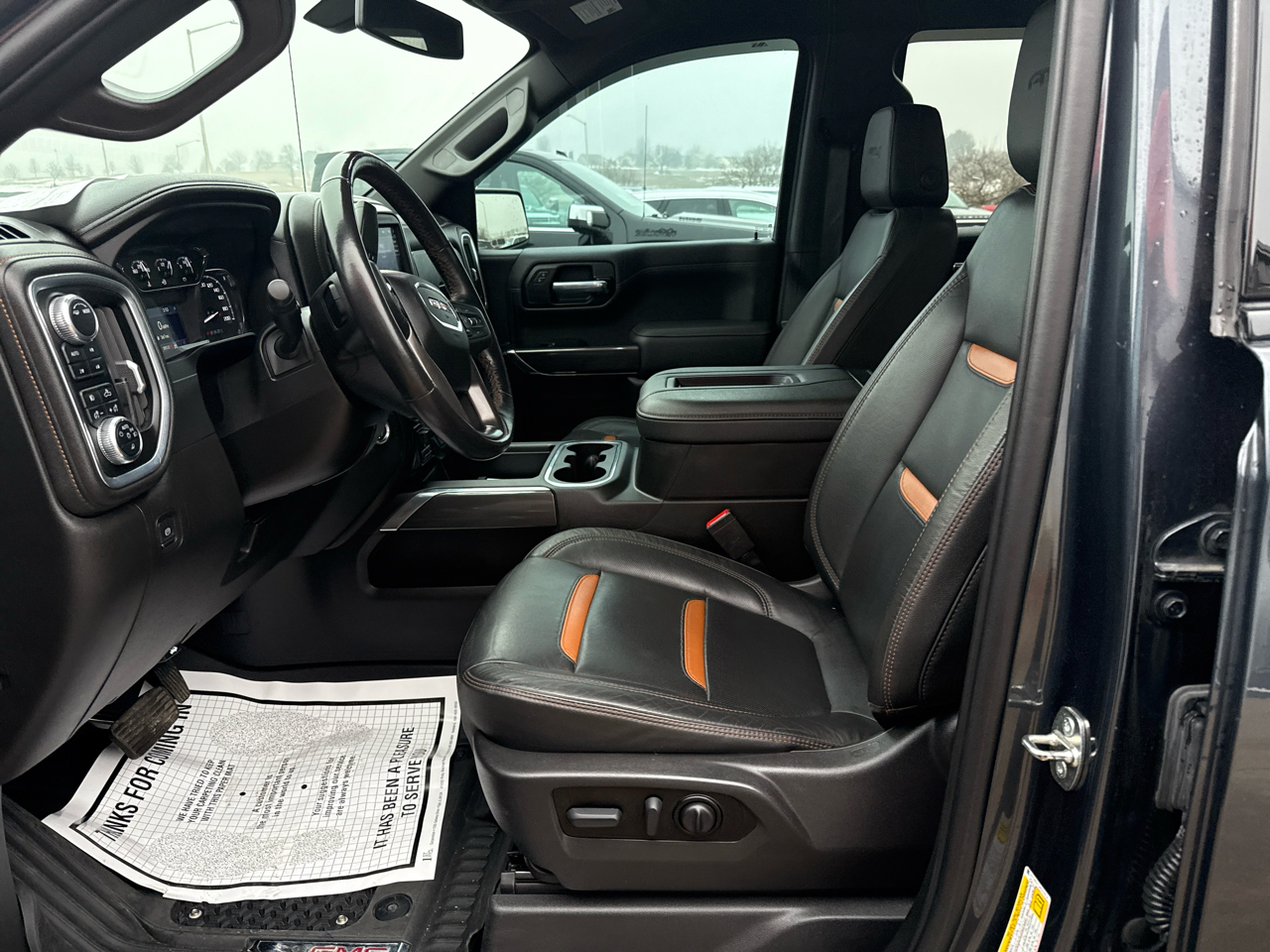 GMC Sierra 1500 4WD Crew Cab 147" AT4 2021