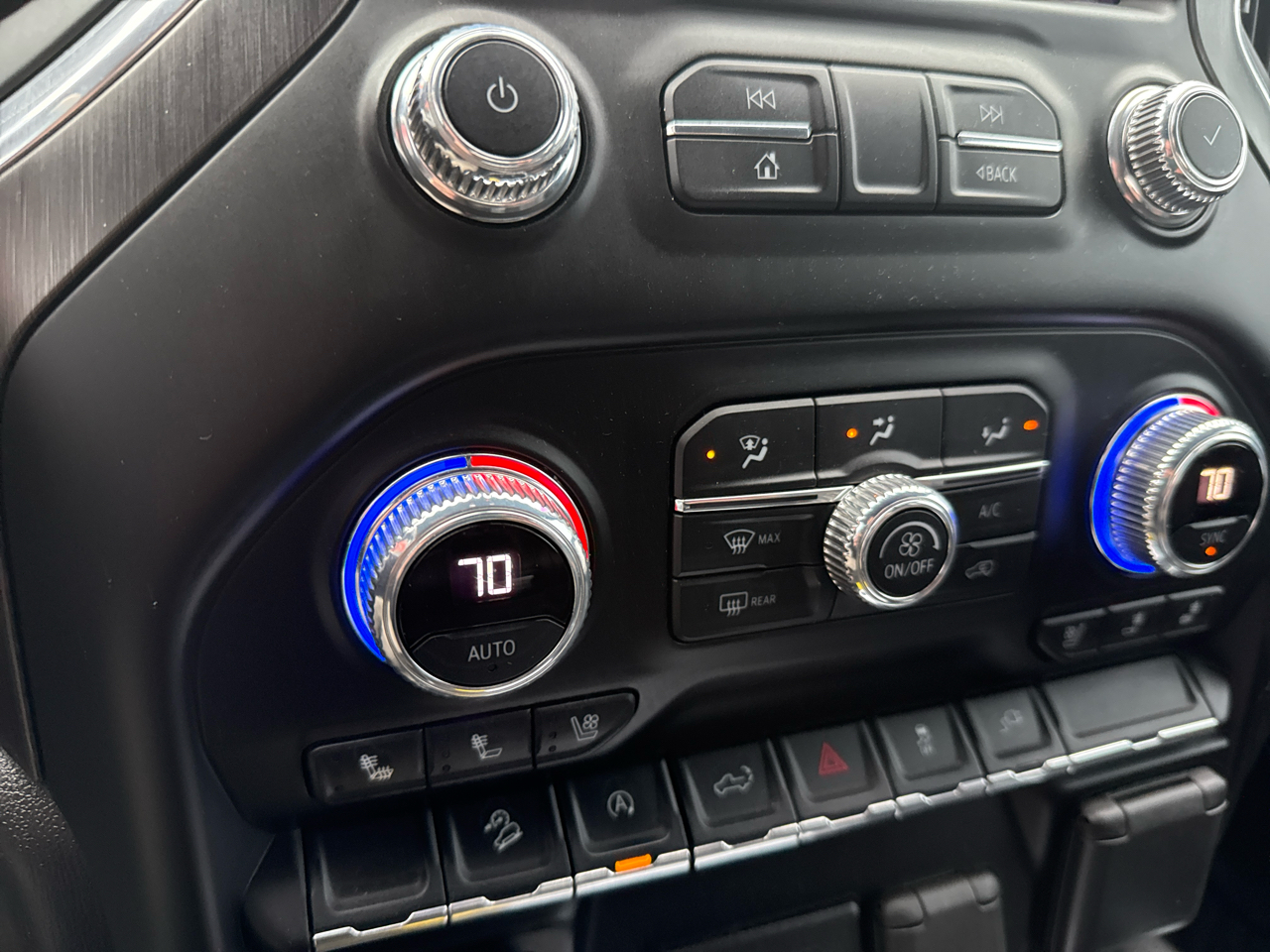 GMC Sierra 1500 4WD Crew Cab 147" AT4 2021