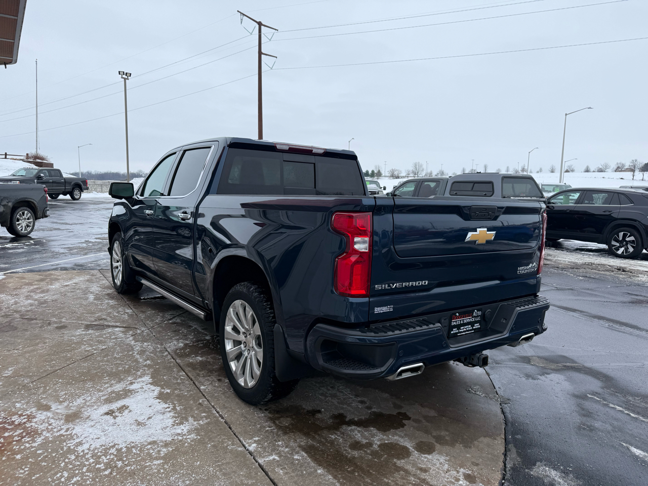 Chevrolet Silverado 1500 4WD Crew Cab 147" High Country 2021