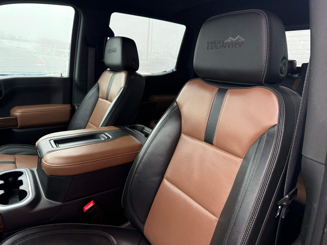 Chevrolet Silverado 1500 4WD Crew Cab 147" High Country 2021