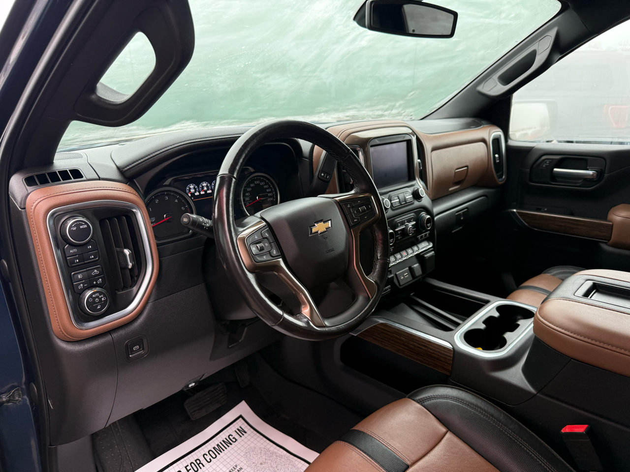 Chevrolet Silverado 1500 4WD Crew Cab 147" High Country 2021