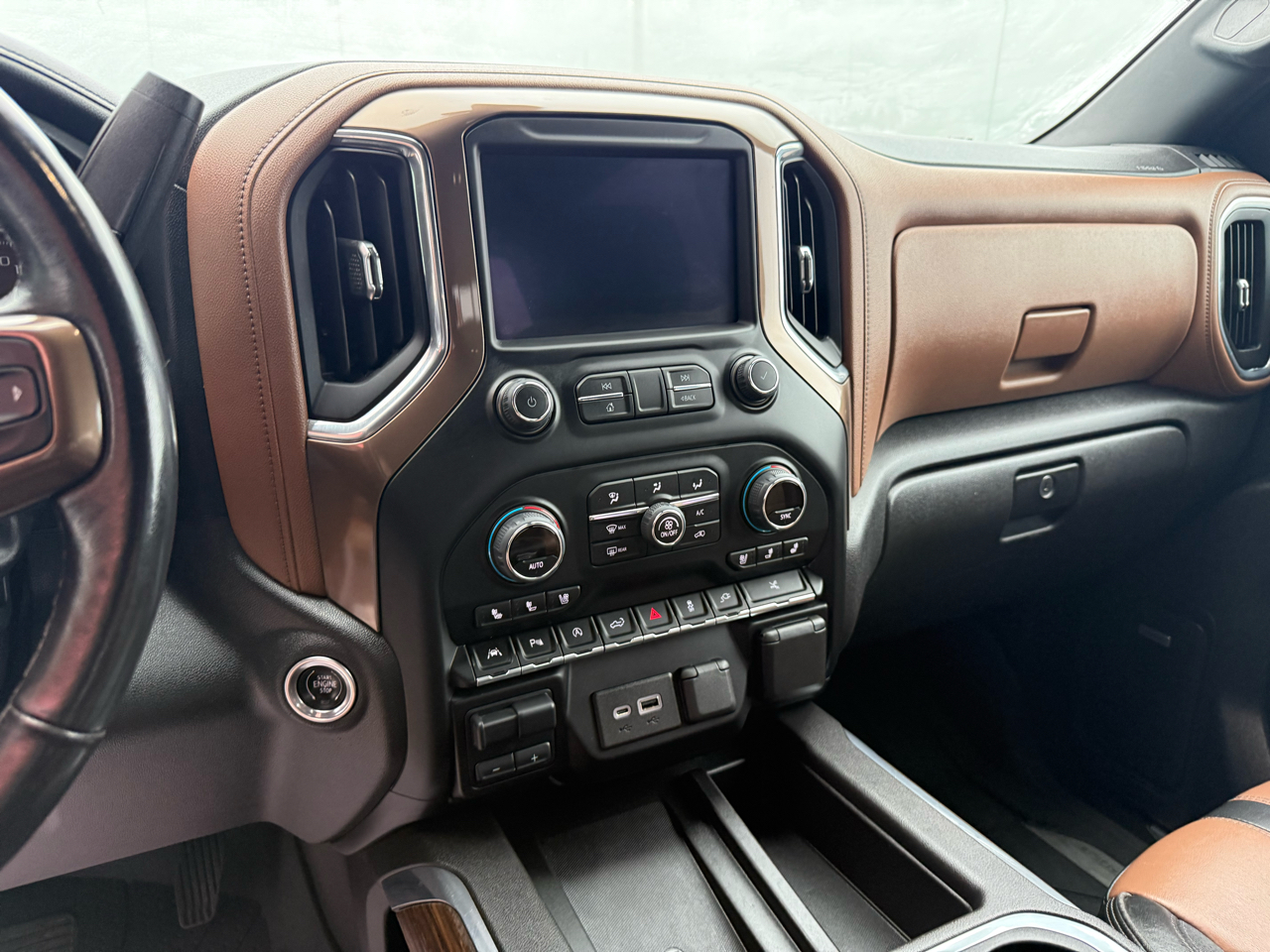 Chevrolet Silverado 1500 4WD Crew Cab 147" High Country 2021