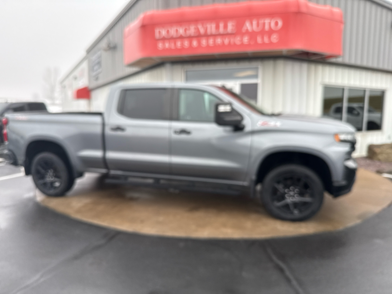 Chevrolet Silverado 1500 4WD Crew Cab 147" LT Trail Boss 2021