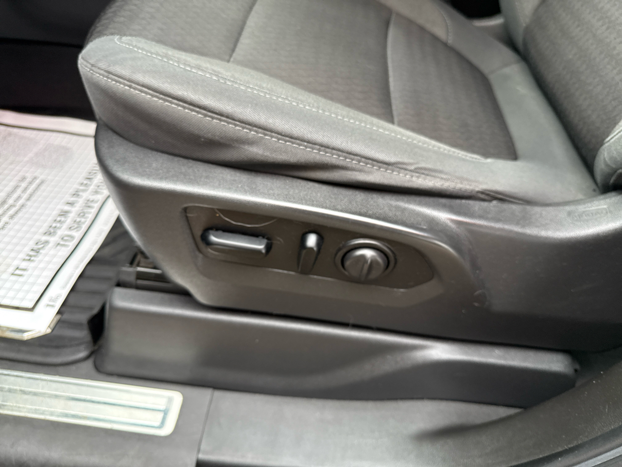 Chevrolet Silverado 1500 4WD Crew Cab 147" LT Trail Boss 2021