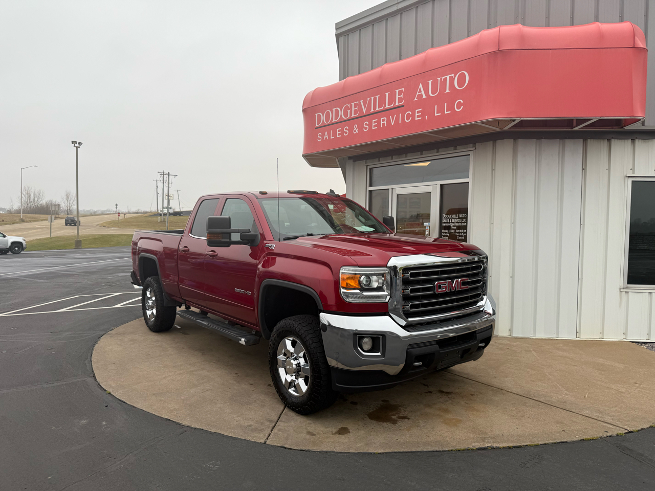 2019 Gmc Sierra HD SLE photo 2