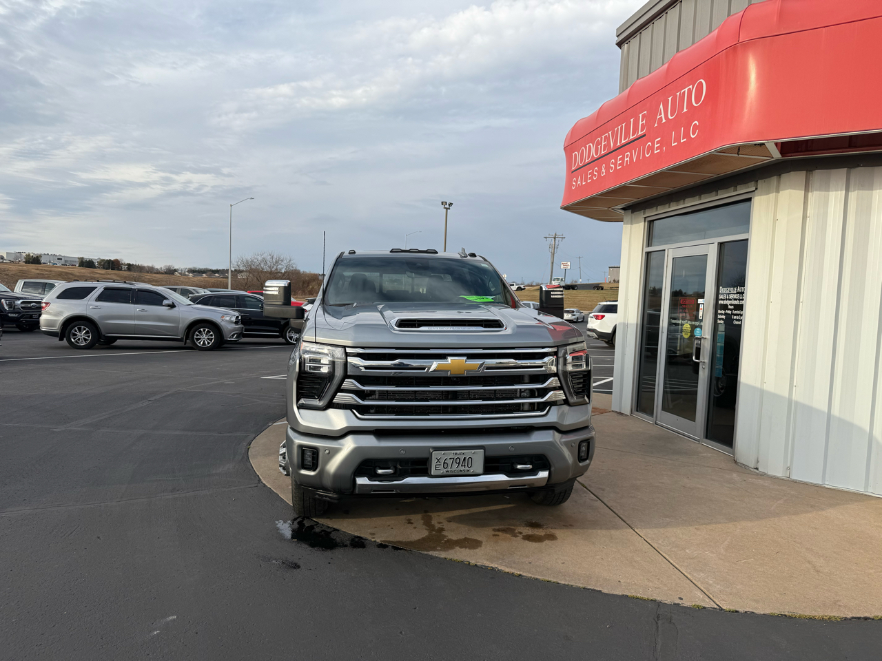 2024 Chevrolet Silverado 3500HD High Country photo 3