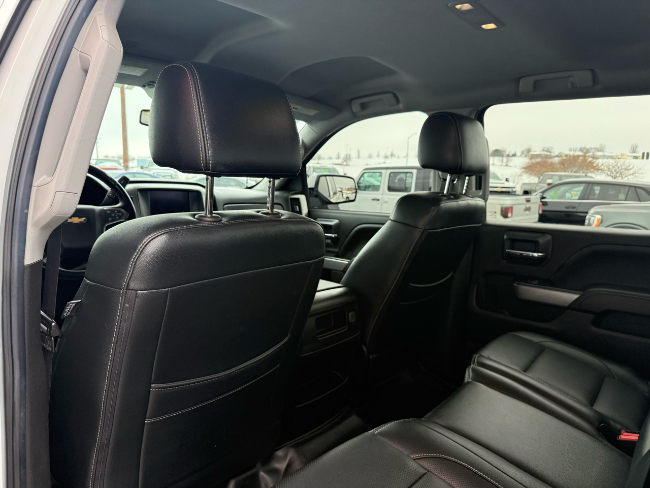 Chevrolet Silverado 1500 4WD Crew Cab 143.5" LT w/2LT 2018