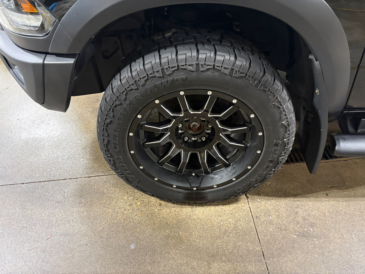 RAM 1500 Classic Warlock 4x4 Crew Cab 5'7" Box 2020