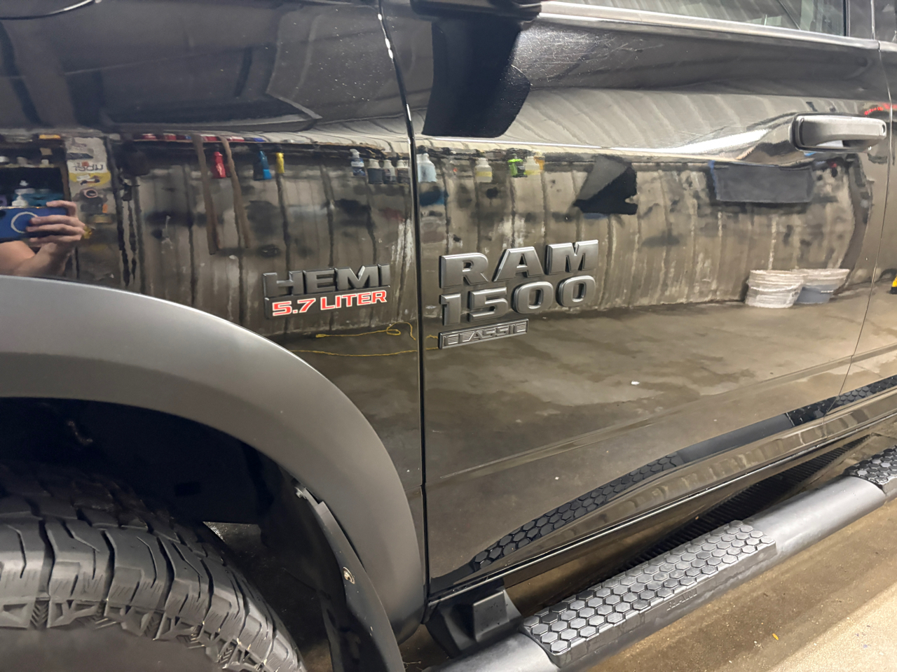 RAM 1500 Classic Warlock 4x4 Crew Cab 5'7" Box 2020