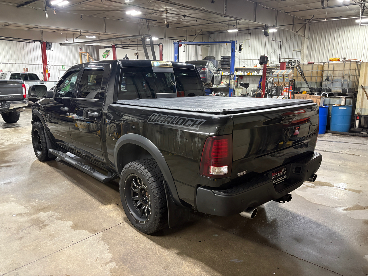 RAM 1500 Classic Warlock 4x4 Crew Cab 5'7" Box 2020