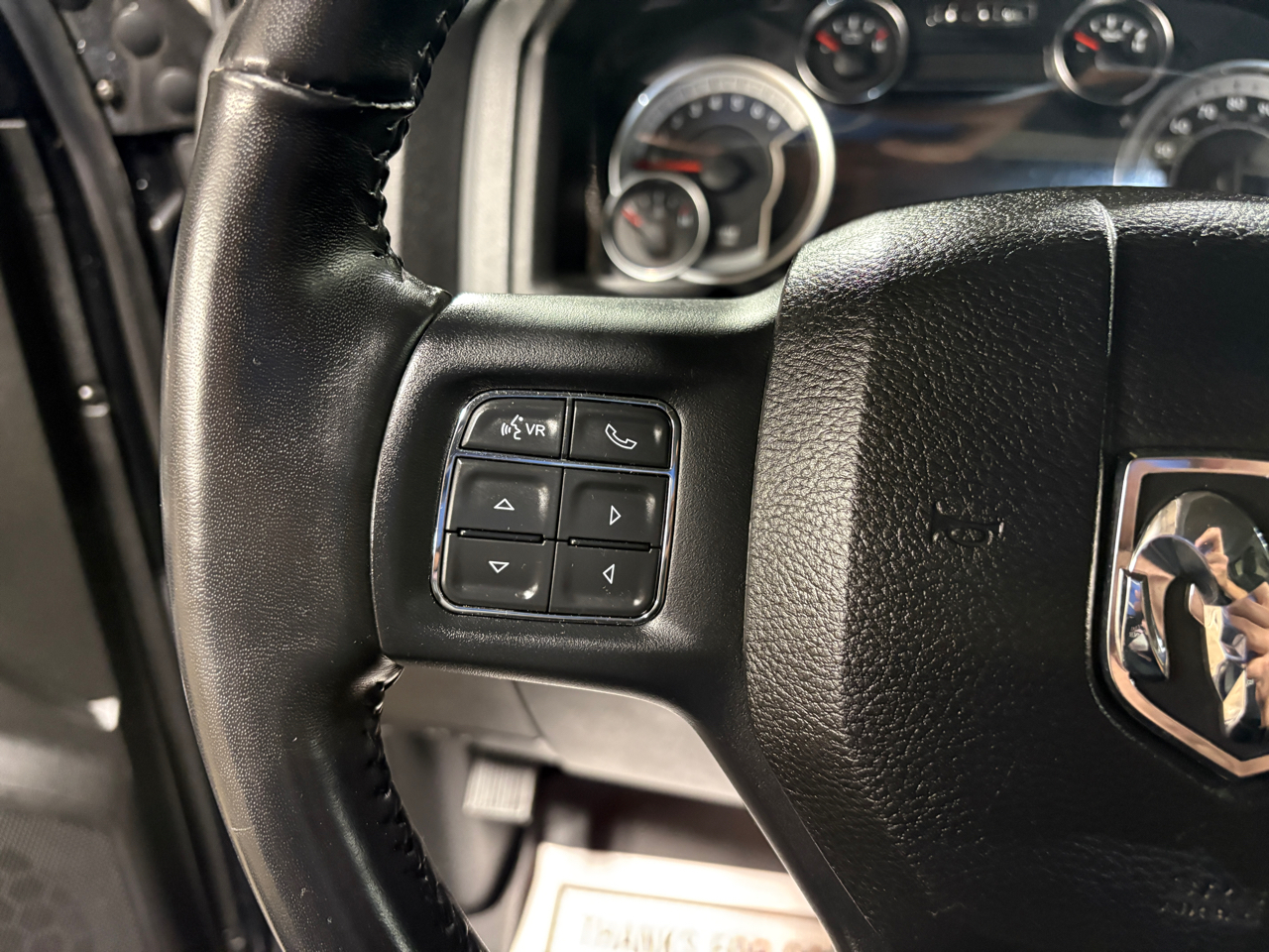 RAM 1500 Classic Warlock 4x4 Crew Cab 5'7" Box 2020