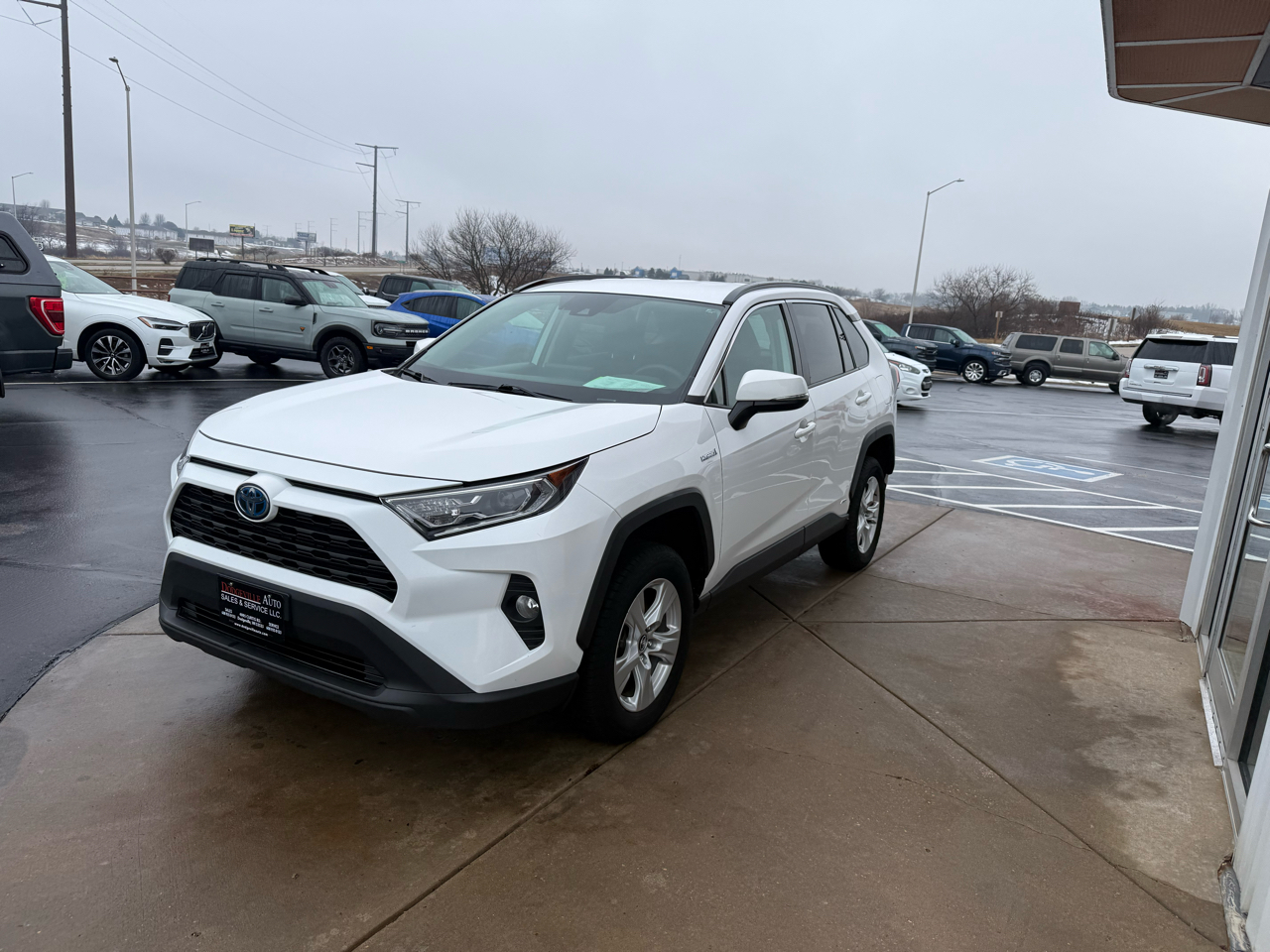 Toyota RAV4 Hybrid XLE AWD (Natl) *Ltd Avail* 2020