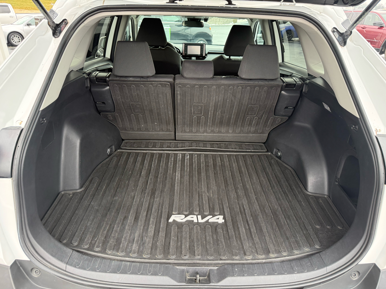 Toyota RAV4 Hybrid XLE AWD (Natl) *Ltd Avail* 2020