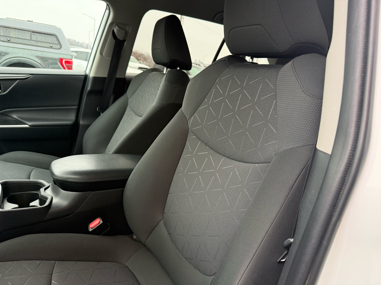 Toyota RAV4 Hybrid XLE AWD (Natl) *Ltd Avail* 2020