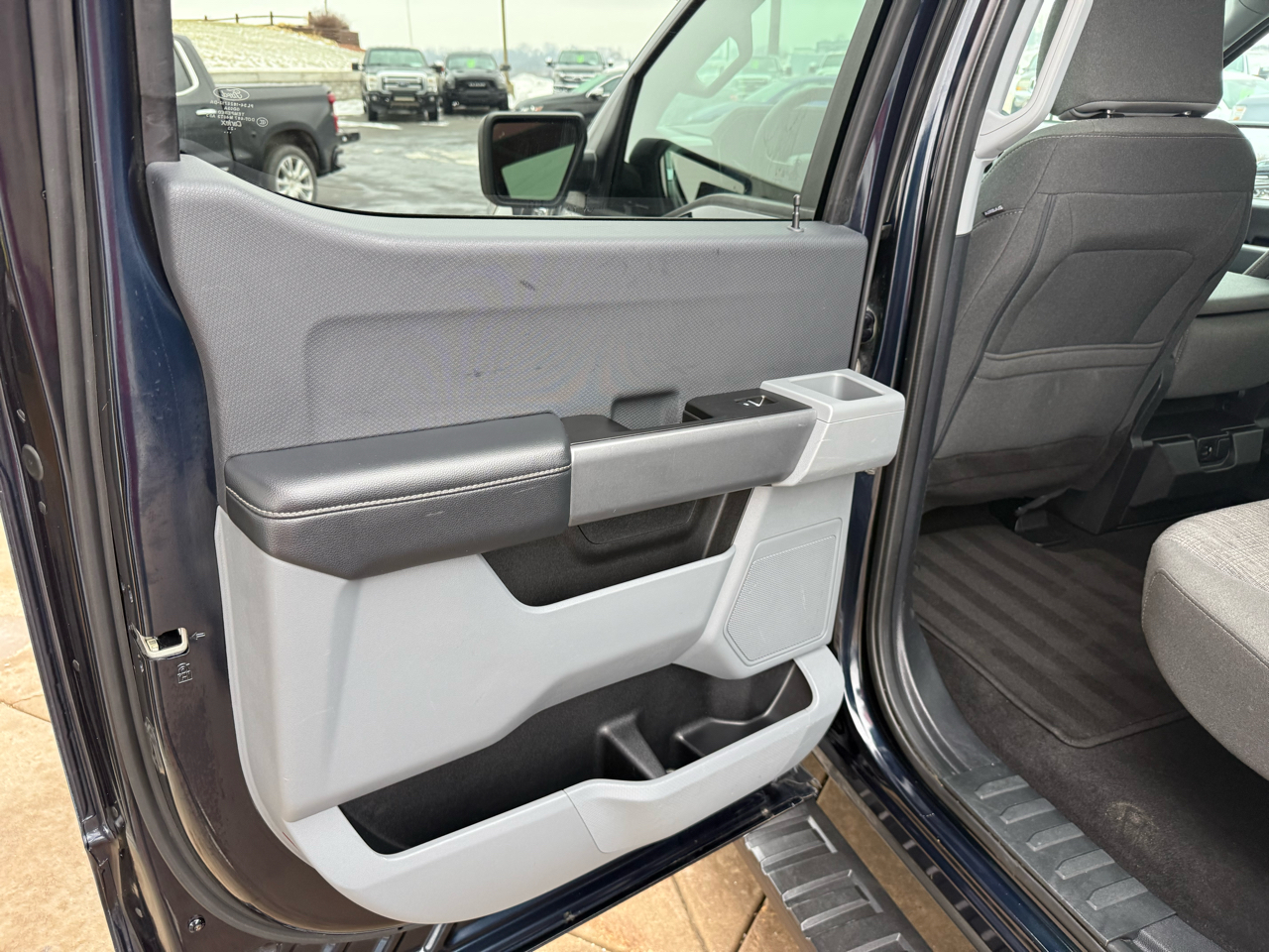 Ford F-150 XLT 4WD SuperCrew 5.5' Box 2023