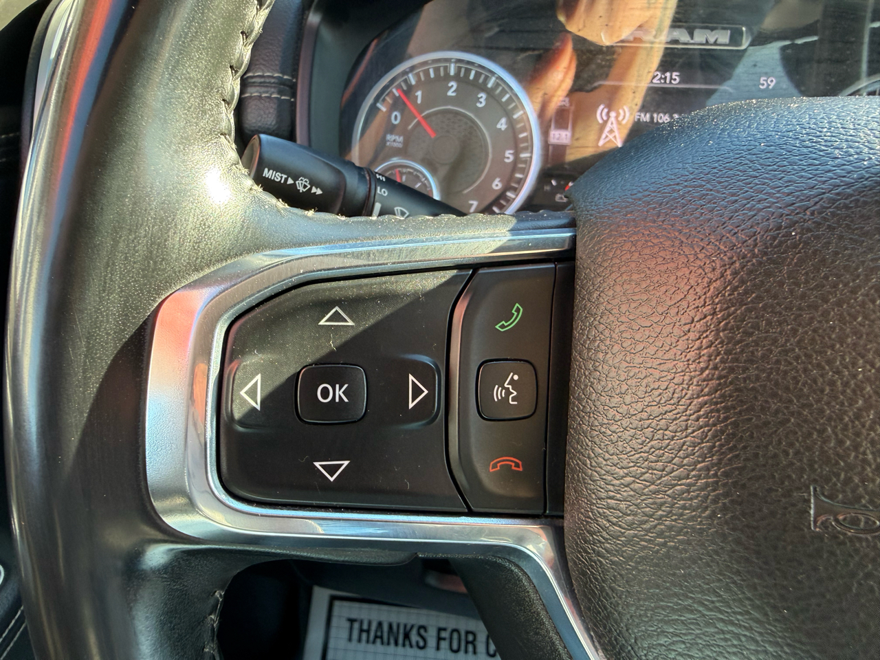 RAM 1500 Laramie 4x4 Crew Cab 5'7" Box 2024