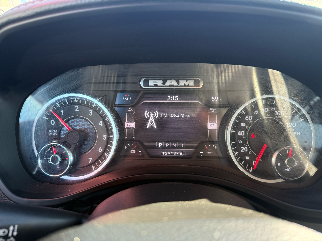 RAM 1500 Laramie 4x4 Crew Cab 5'7" Box 2024