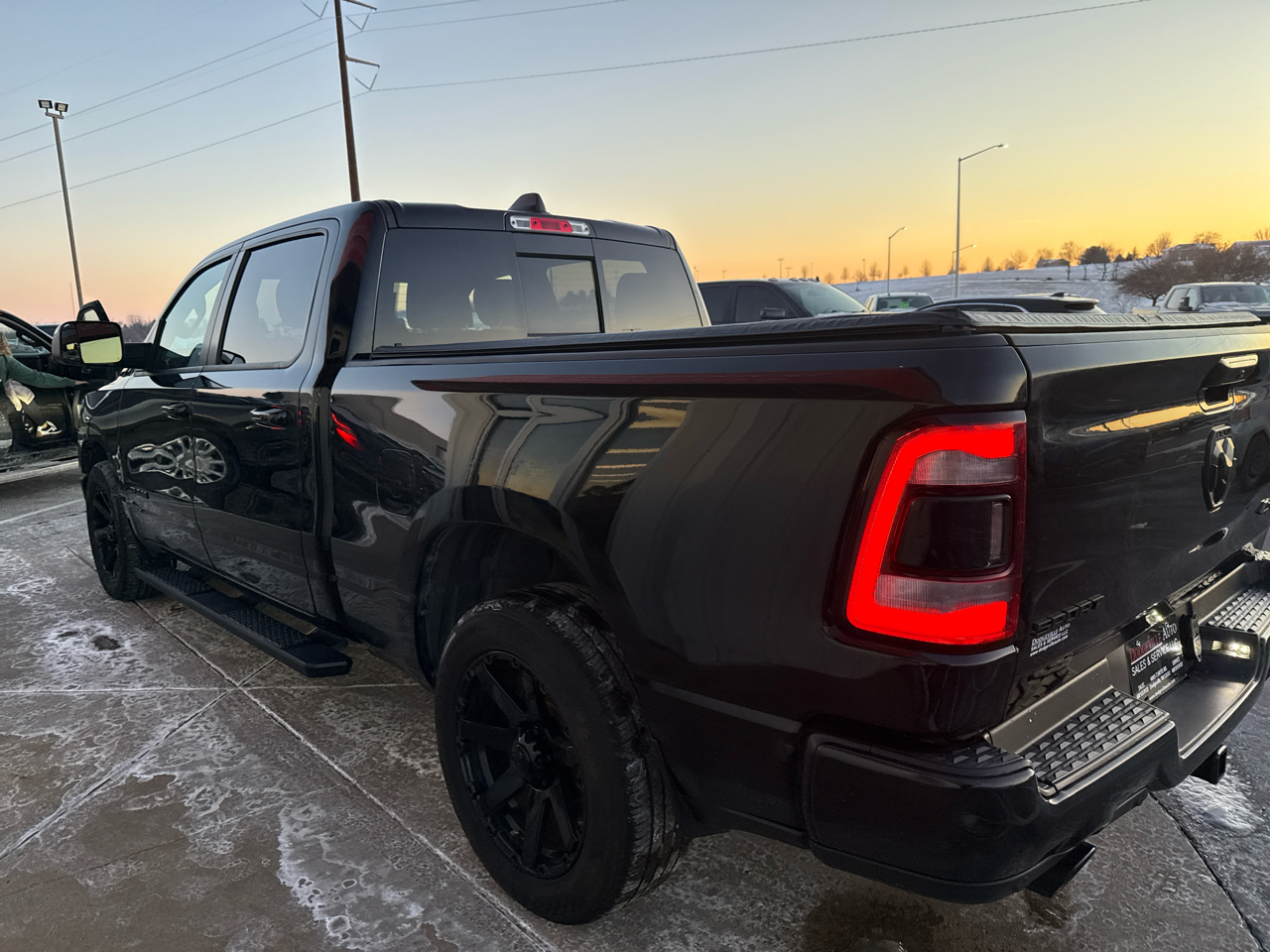 RAM 1500 Sport 4x4 Crew Cab 6'4" Box 2021