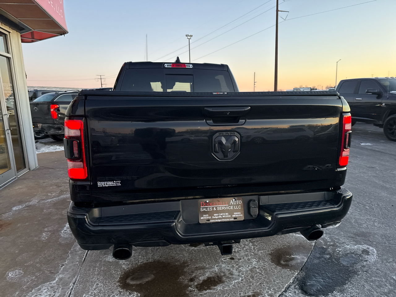 RAM 1500 Sport 4x4 Crew Cab 6'4" Box 2021