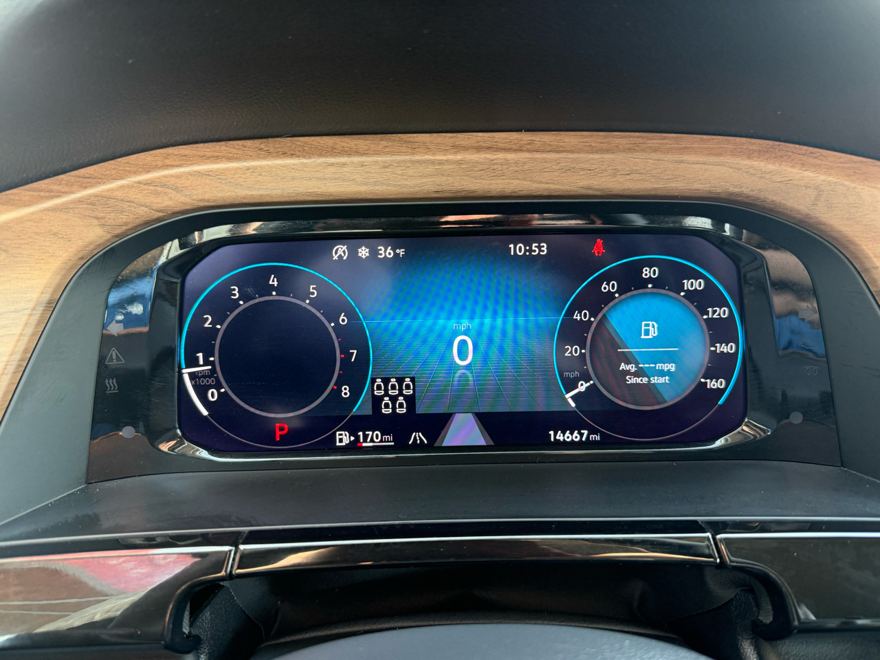 Volkswagen Atlas 2.0T SE w/Technology 4MOTION 2025