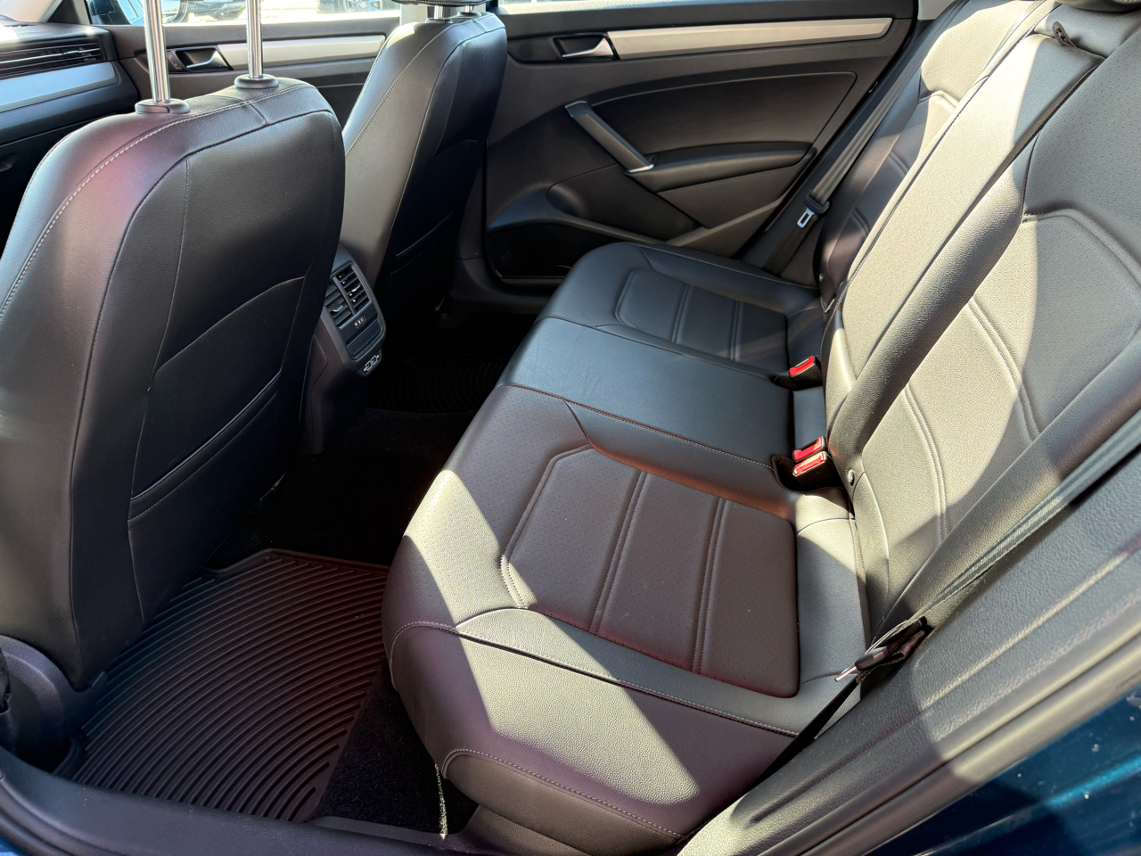 Volkswagen Passat 2.0T SE Auto 2022