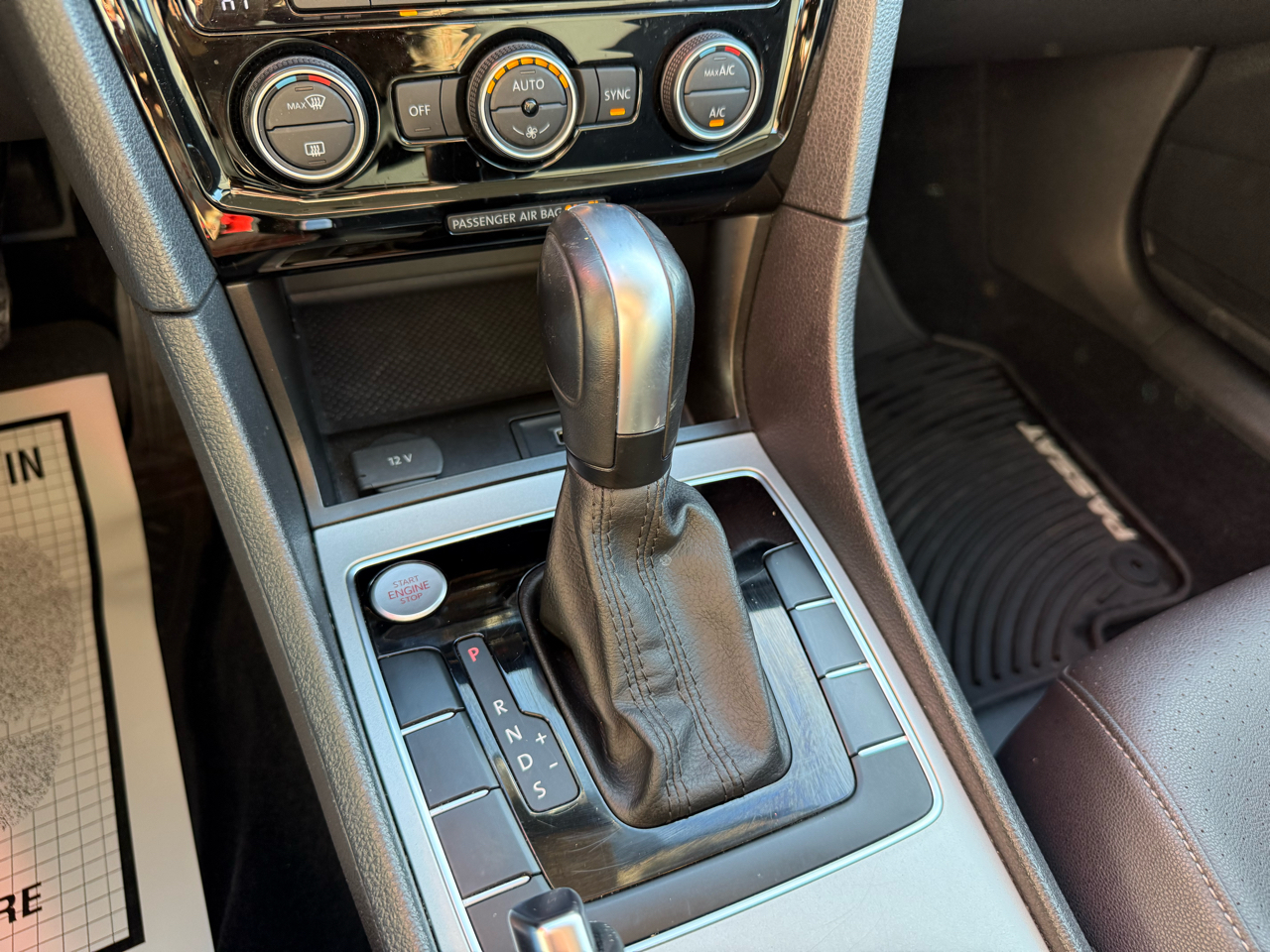 Volkswagen Passat 2.0T SE Auto 2022