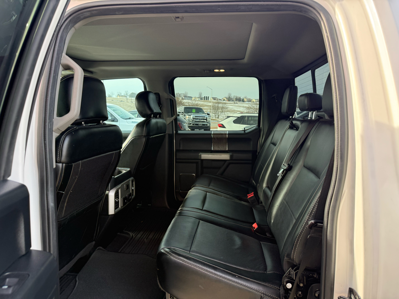 Ford Super Duty F-250 SRW Lariat 4WD Crew Cab 6.75' Box 2019