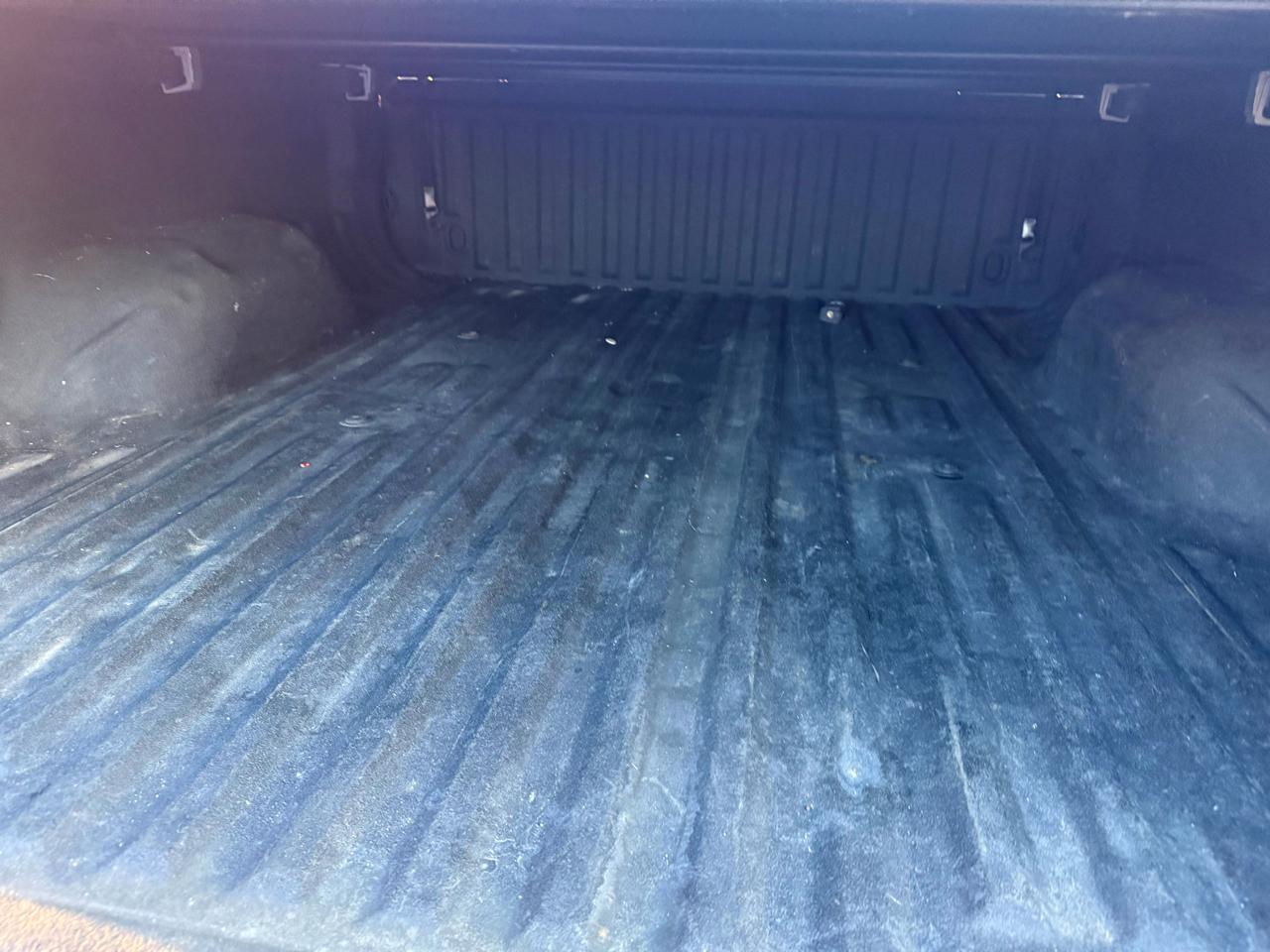 Ford Super Duty F-250 SRW Lariat 4WD Crew Cab 6.75' Box 2016