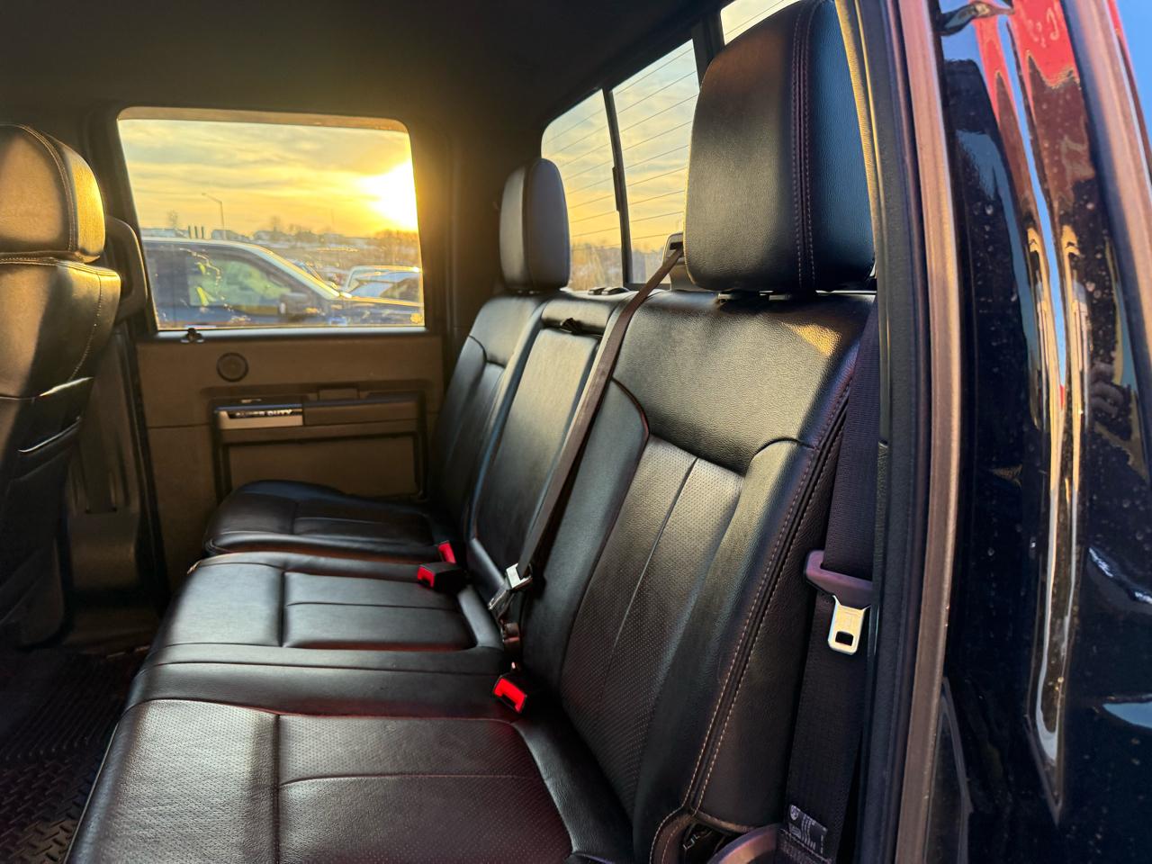 Ford Super Duty F-250 SRW Lariat 4WD Crew Cab 6.75' Box 2016