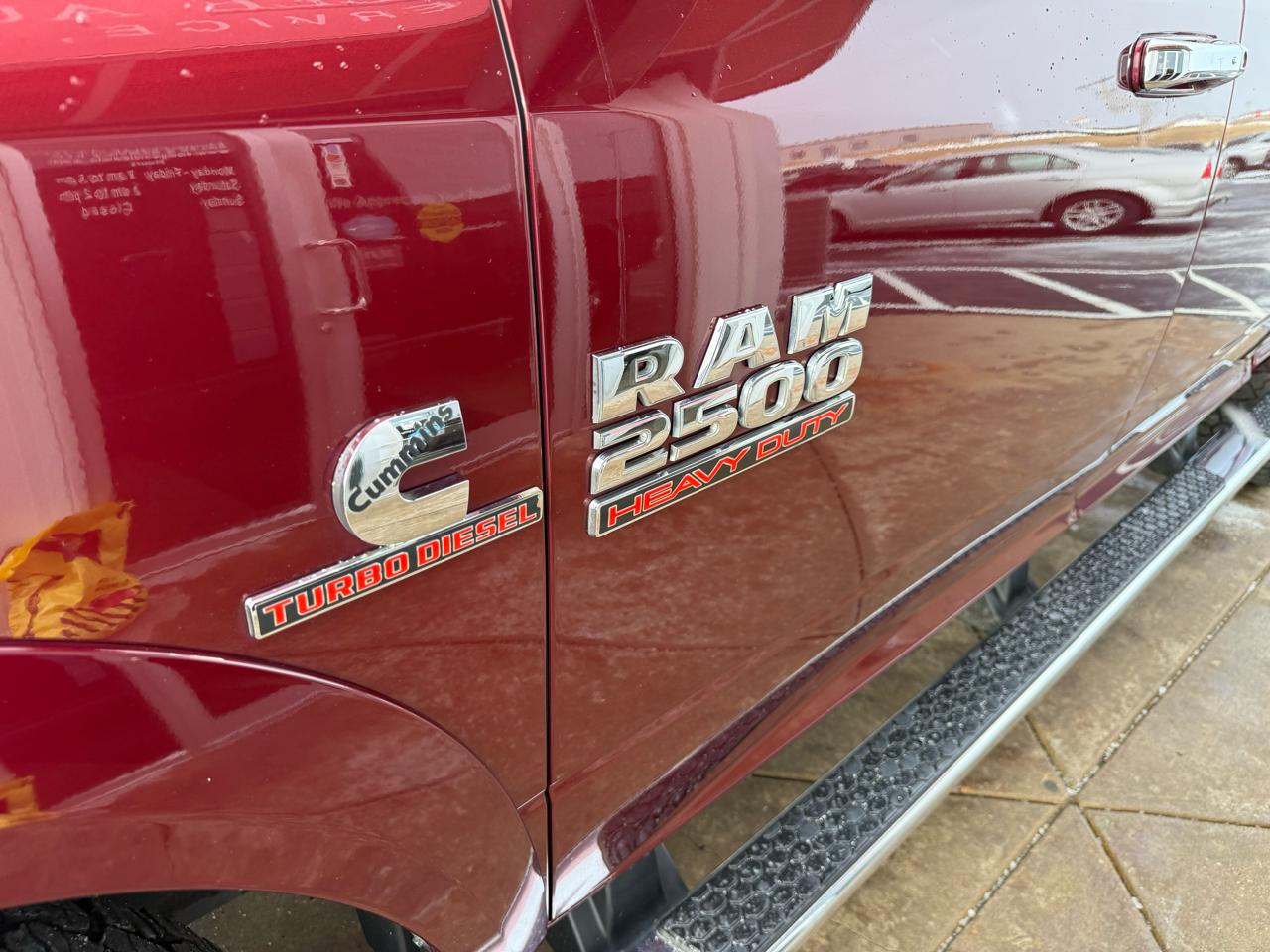 RAM 2500 Laramie 4x4 Crew Cab 6'4" Box 2017