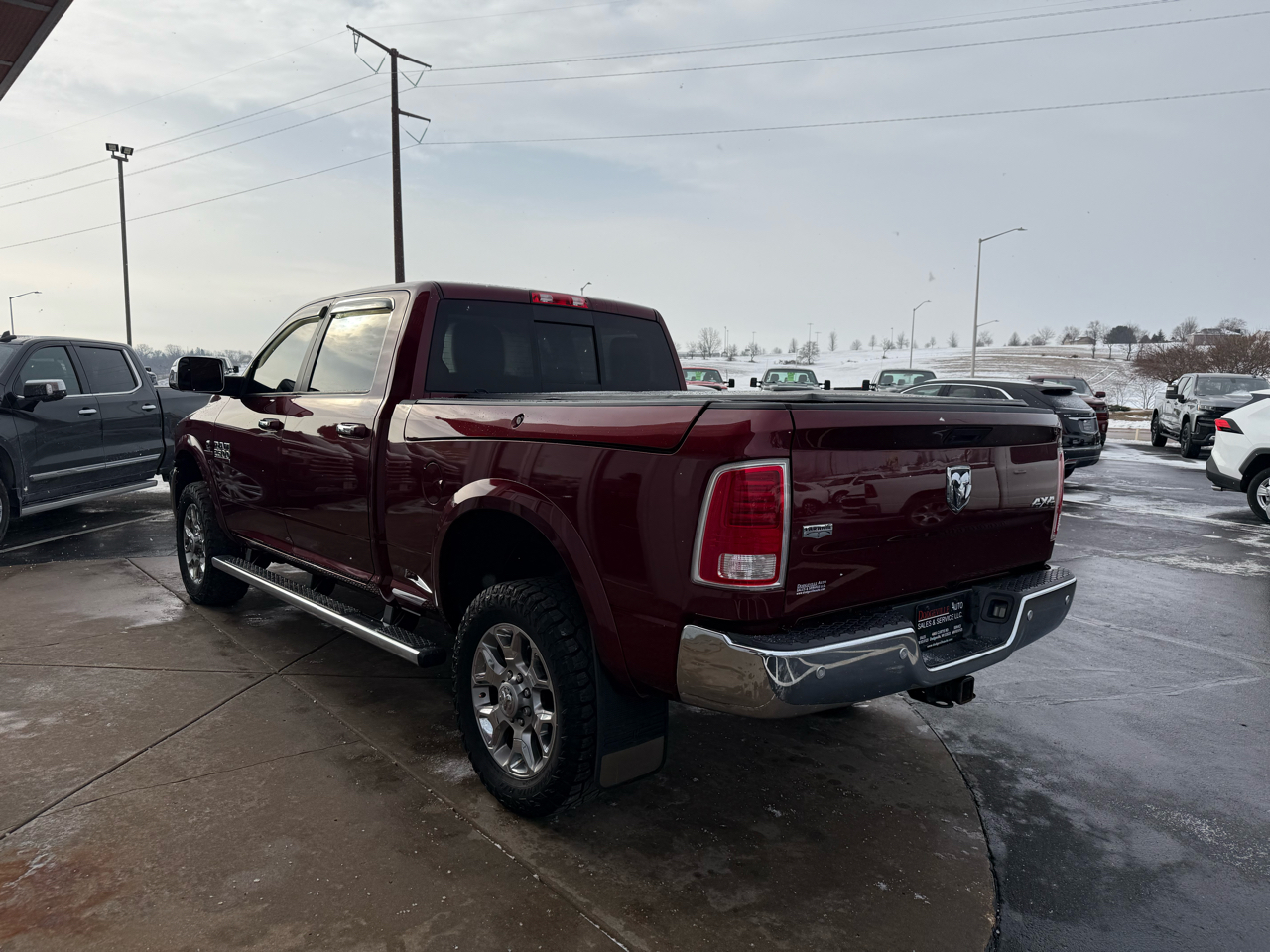 RAM 2500 Laramie 4x4 Crew Cab 6'4" Box 2017
