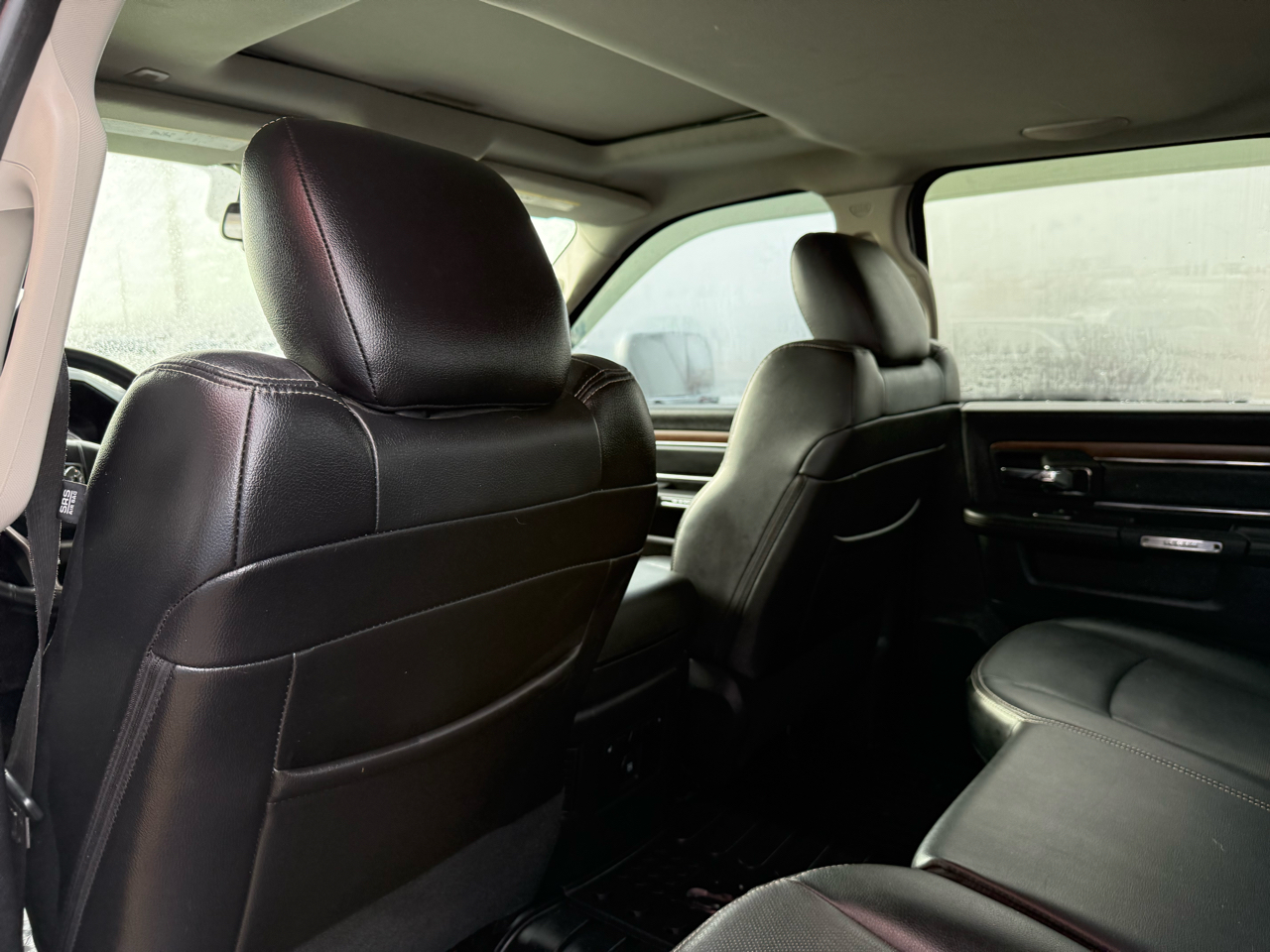 RAM 2500 Laramie 4x4 Crew Cab 6'4" Box 2017