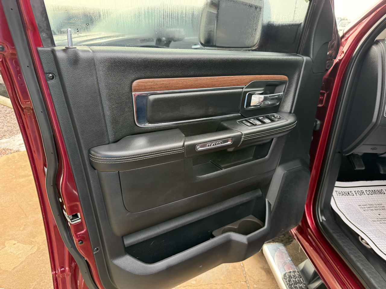 RAM 2500 Laramie 4x4 Crew Cab 6'4" Box 2017