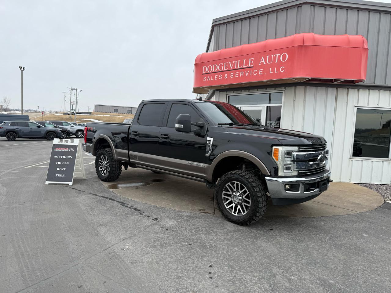 Ford Super Duty F-250 SRW Lariat 4WD Crew Cab 6.75' Box 2019