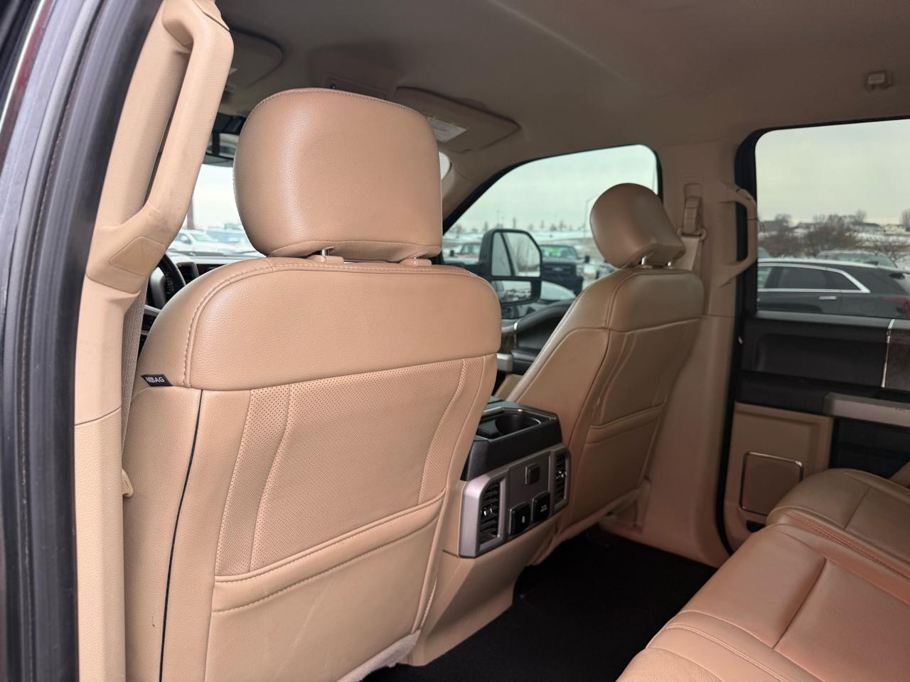 Ford Super Duty F-250 SRW Lariat 4WD Crew Cab 6.75' Box 2019