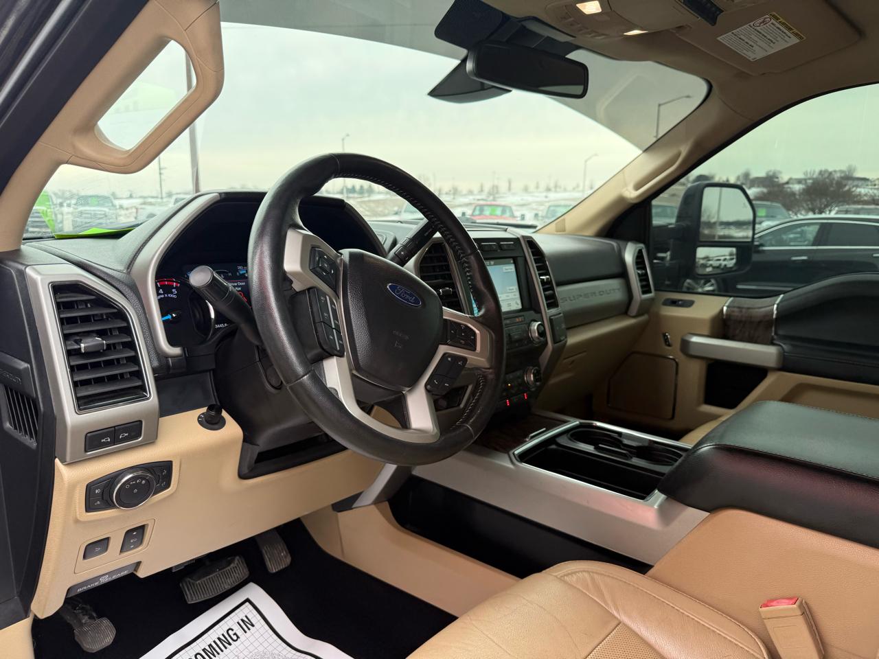 Ford Super Duty F-250 SRW Lariat 4WD Crew Cab 6.75' Box 2019