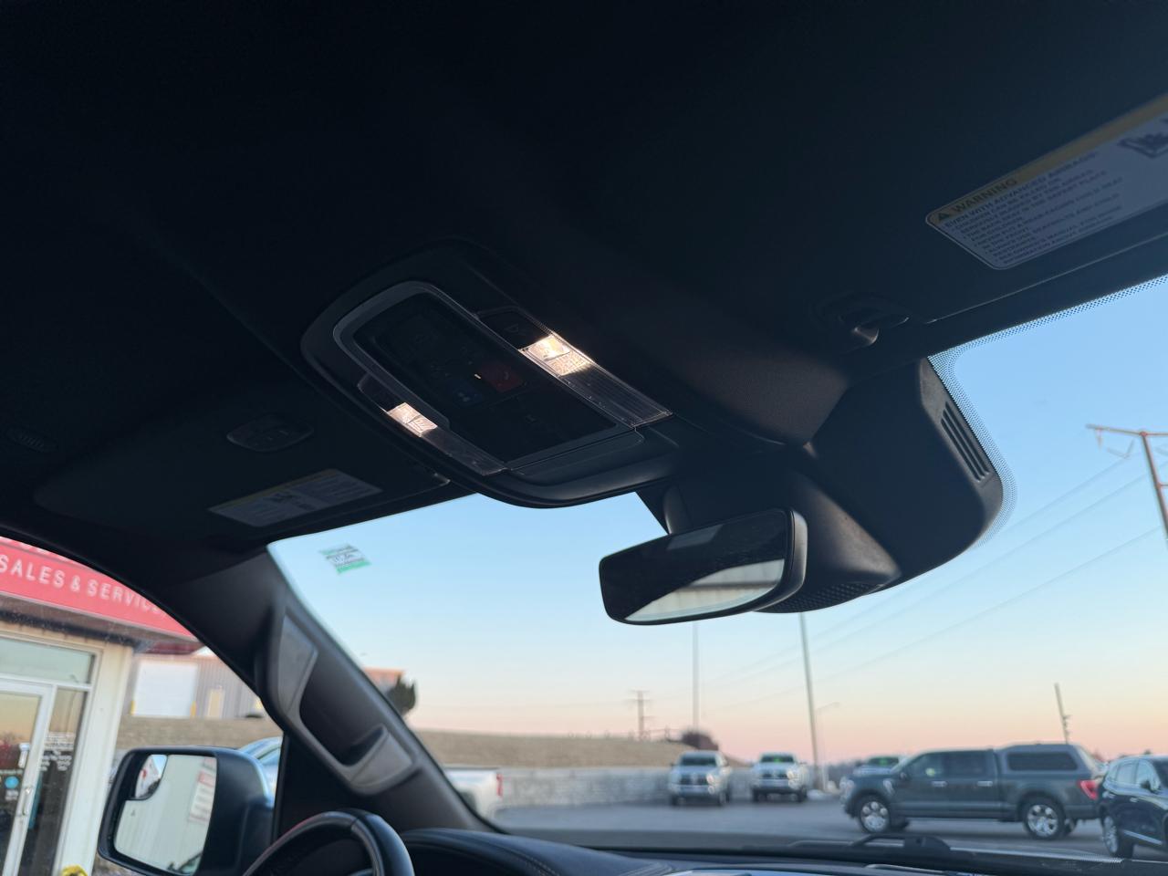 RAM 1500 Laramie 4x4 Crew Cab 6'4" Box 2023