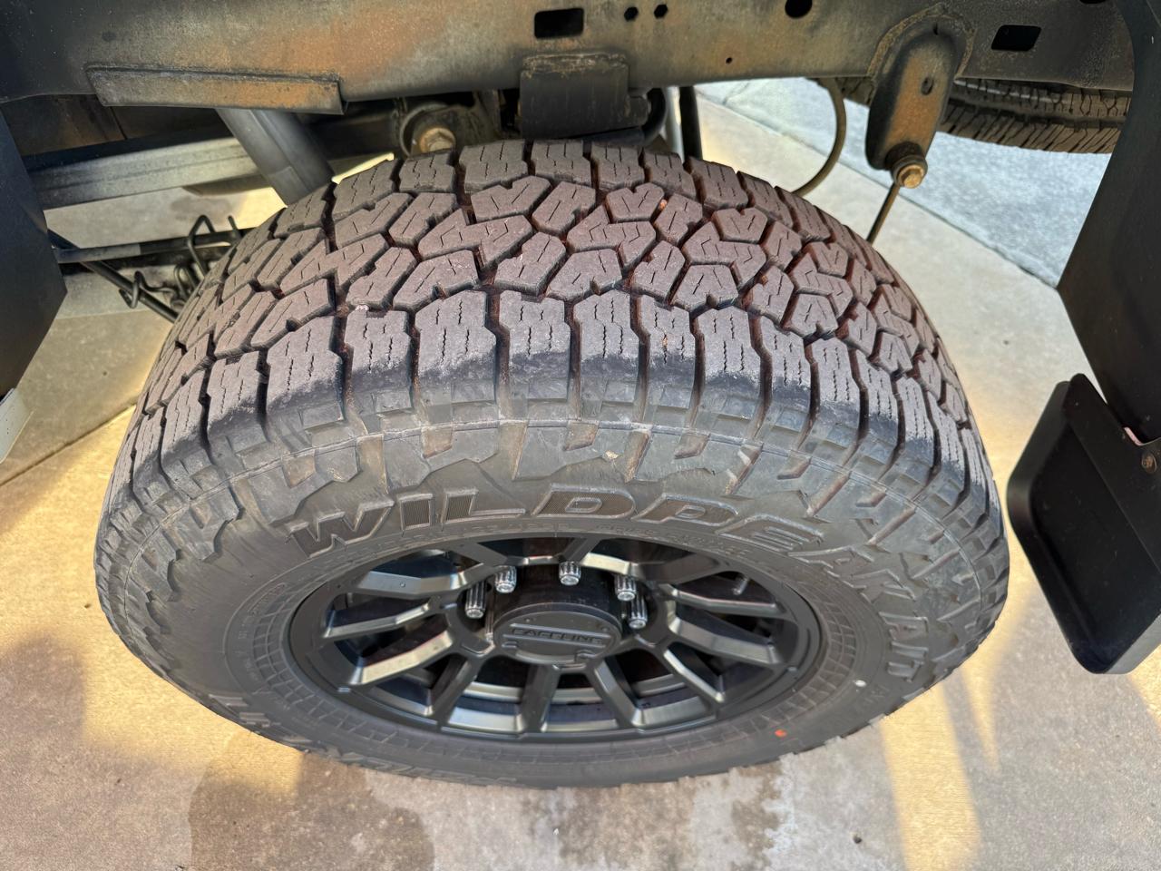 RAM 2500 Laramie 4x4 Crew Cab 6'4" Box 2017