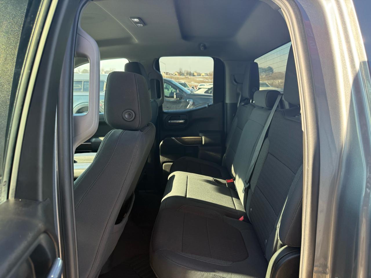 Chevrolet Silverado 1500 4WD Double Cab 147" RST 2020