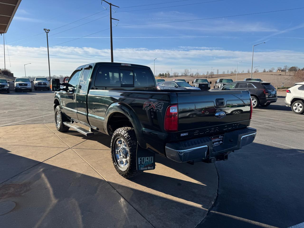 Ford Super Duty F-350 SRW XLT 4WD SuperCab 8' Box 2014