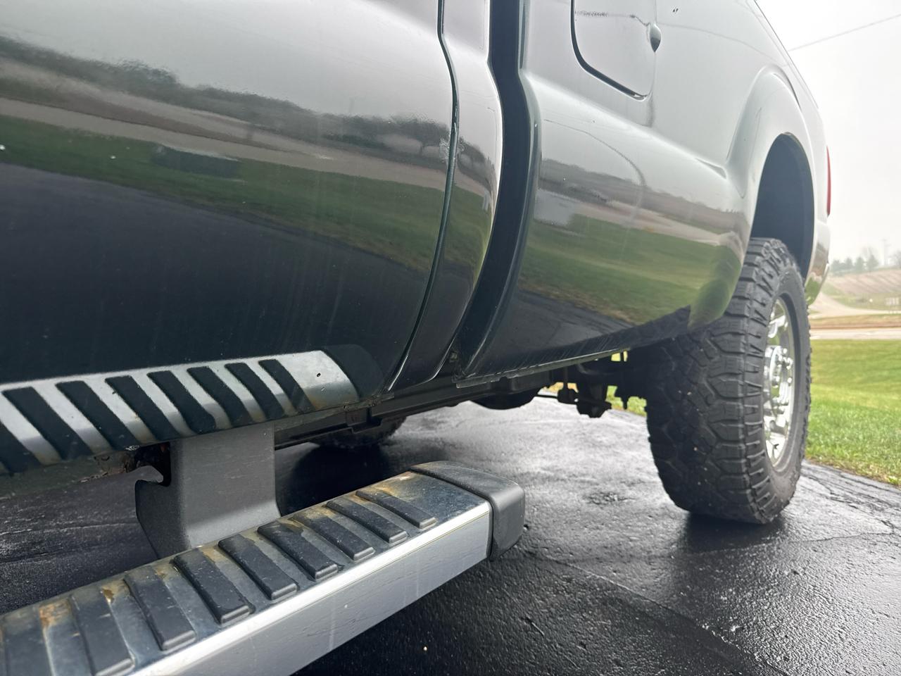 Ford Super Duty F-350 SRW XLT 4WD SuperCab 8' Box 2014