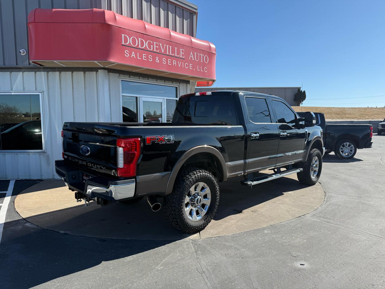 Ford Super Duty F-250 SRW Lariat 4WD Crew Cab 6.75' Box 2017