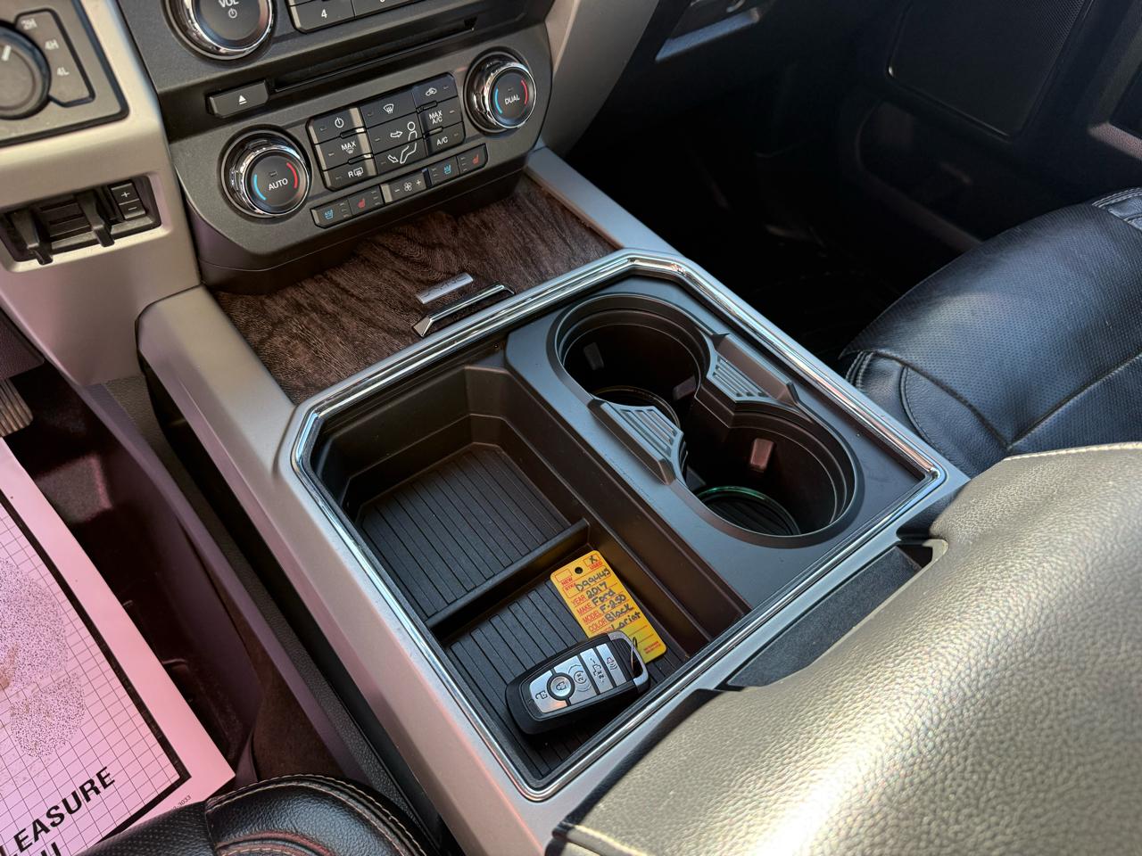 Ford Super Duty F-250 SRW Lariat 4WD Crew Cab 6.75' Box 2017