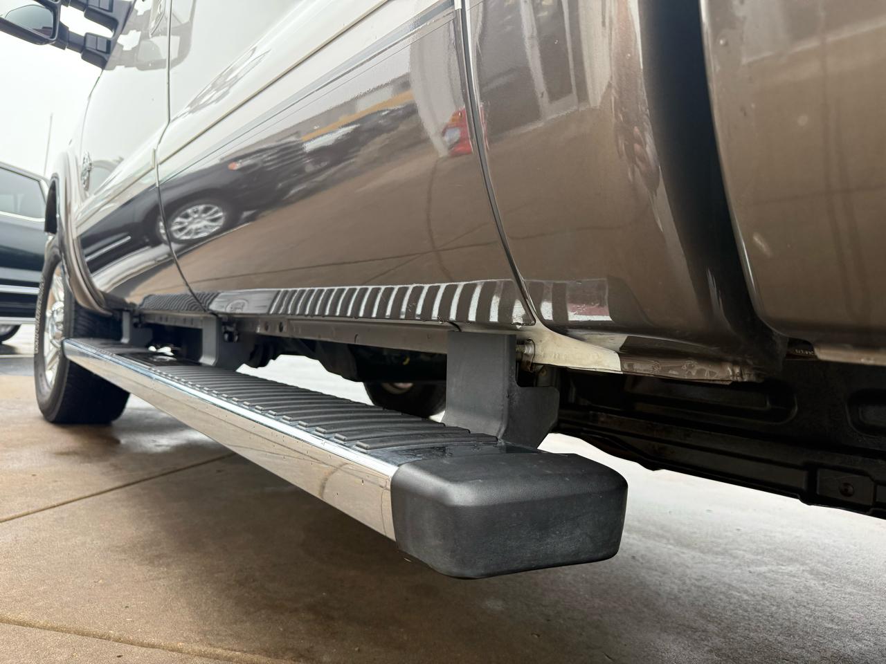 Ford Super Duty F-250 SRW Lariat 4WD Crew Cab 6.75' Box 2015