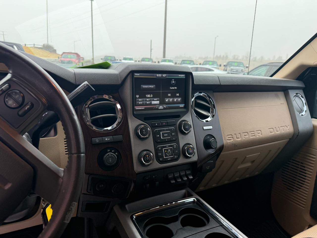 Ford Super Duty F-250 SRW Lariat 4WD Crew Cab 6.75' Box 2015