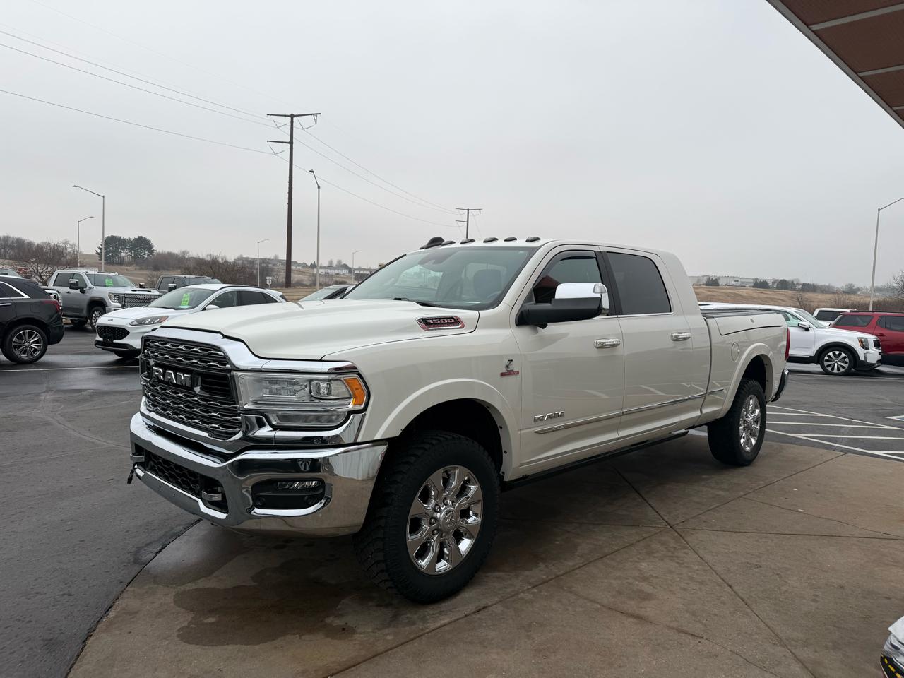 RAM 3500 Limited 4x4 Mega Cab 6'4" Box 2020