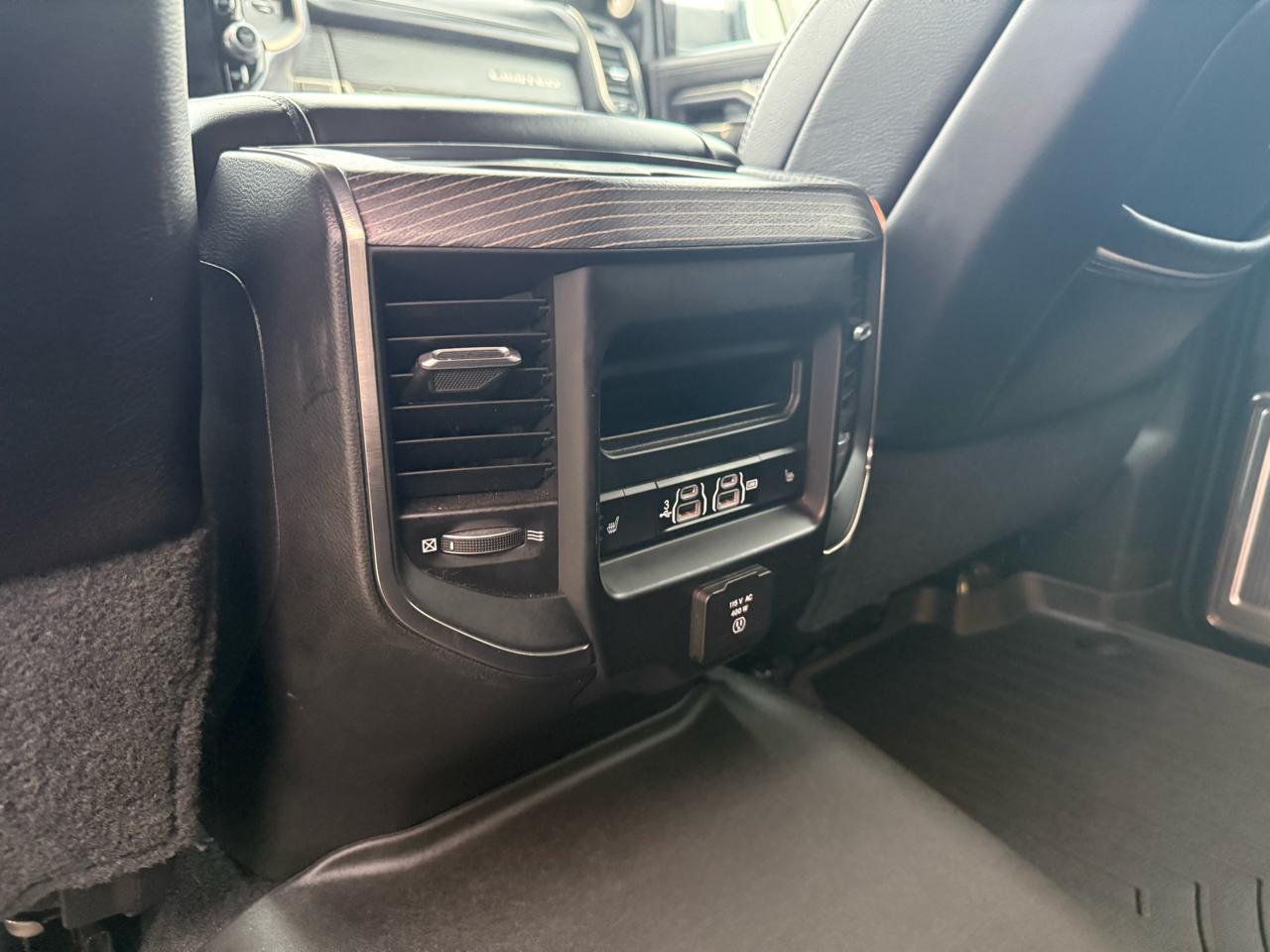 RAM 3500 Limited 4x4 Mega Cab 6'4" Box 2020