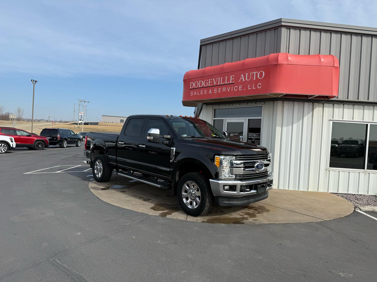 Ford Super Duty F-250 SRW Lariat 4WD Crew Cab 6.75' Box 2017